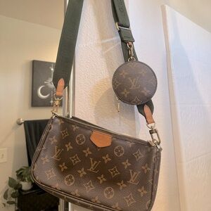 Louis Vuitton Multi Pochette Accessoires Khaki